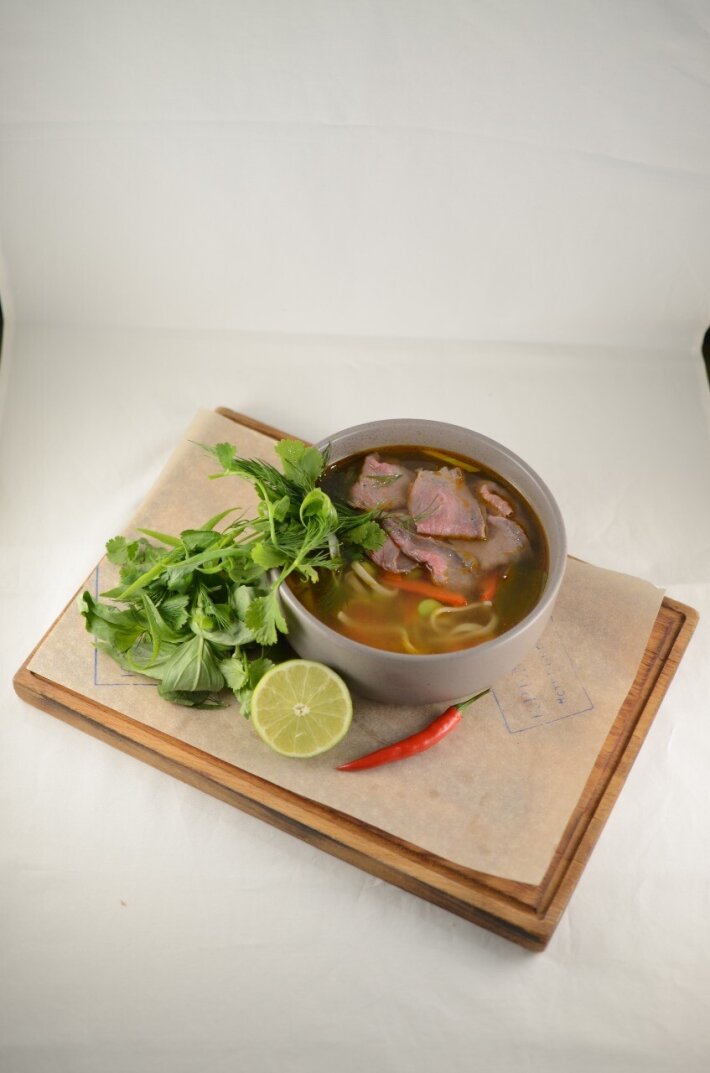 Вьетнамский суп с говядиной и лапшой