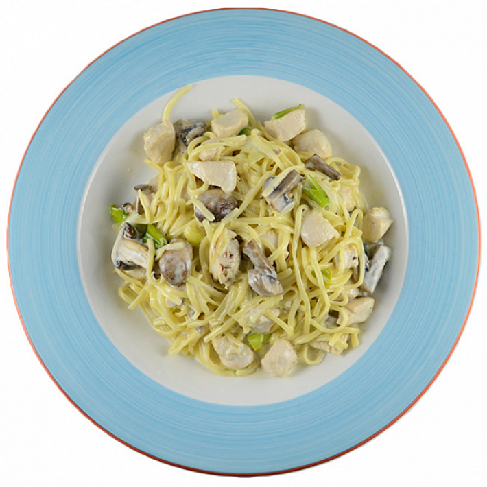 Паста с куриной грудкой и грибами Экономия 126р.