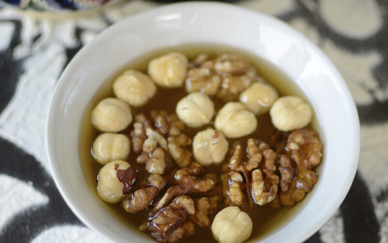 Орехи  с медом