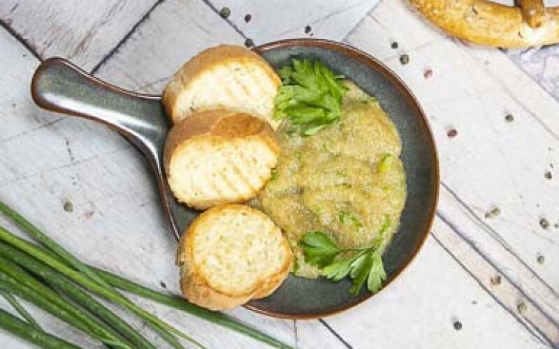 Щучья икра с зеленым луком