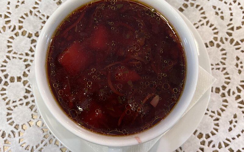 Суп свекольный