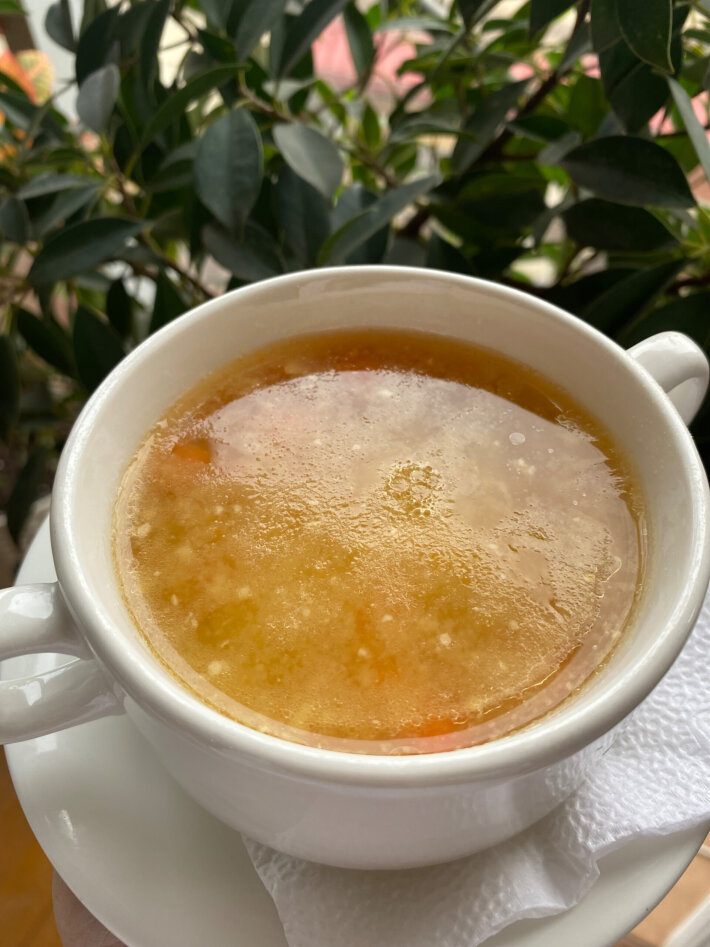 Суп гороховый с курицей