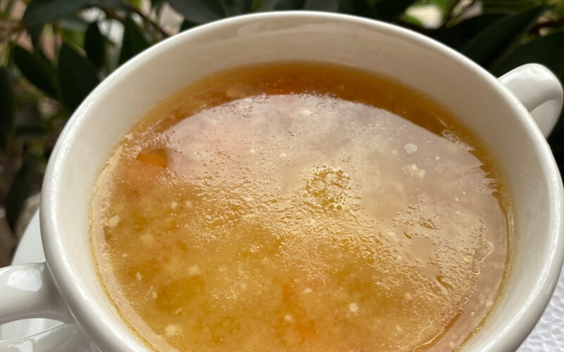 Суп гороховый с курицей