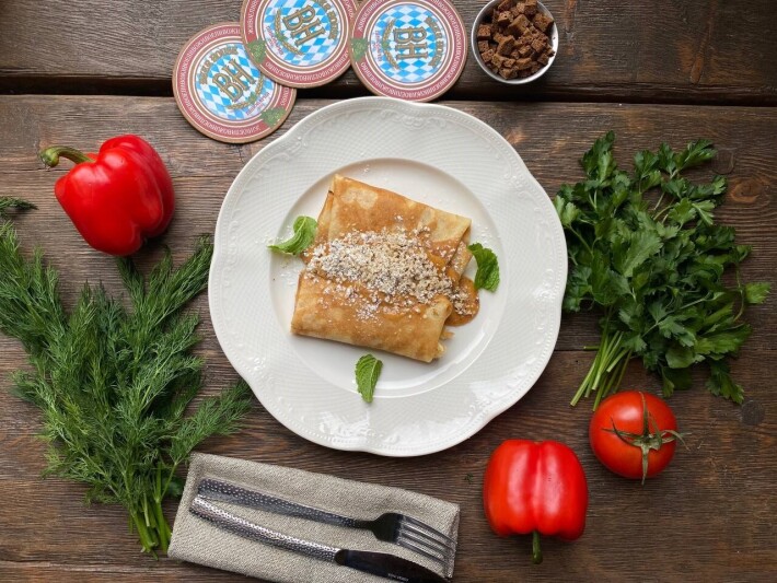 Блины с бананом и карамельным кремом