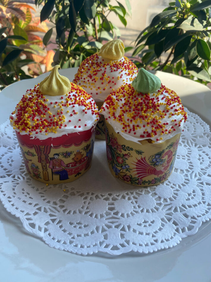Кулич творожный изюм 180 гр.