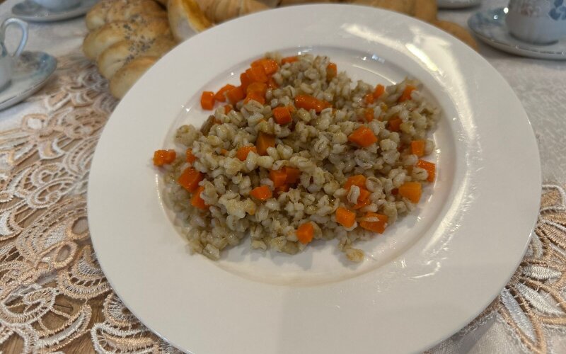 Перловка с морковью