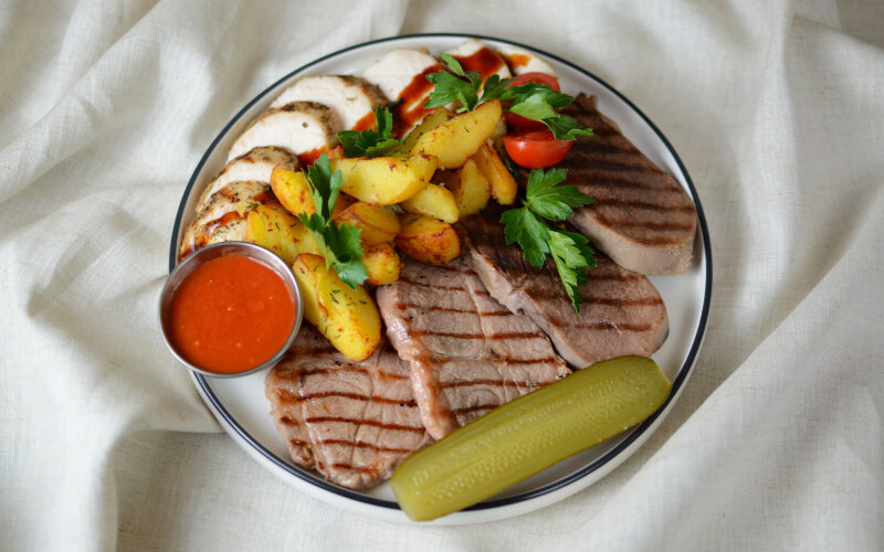 Ассорти из мяса на двоих