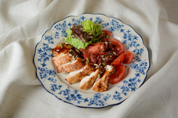 Индейка с ассорти из помидор