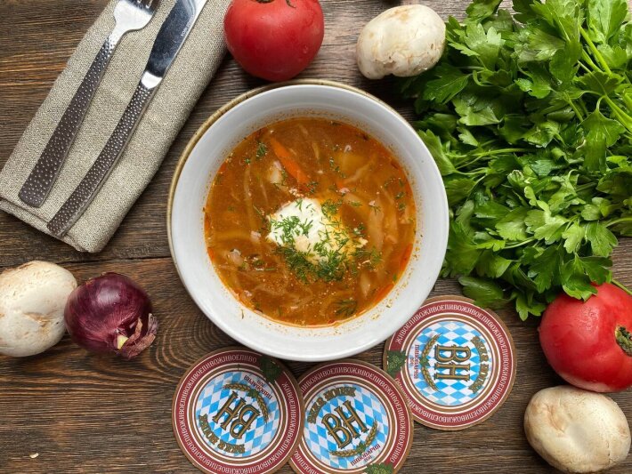 Щи со сметаной