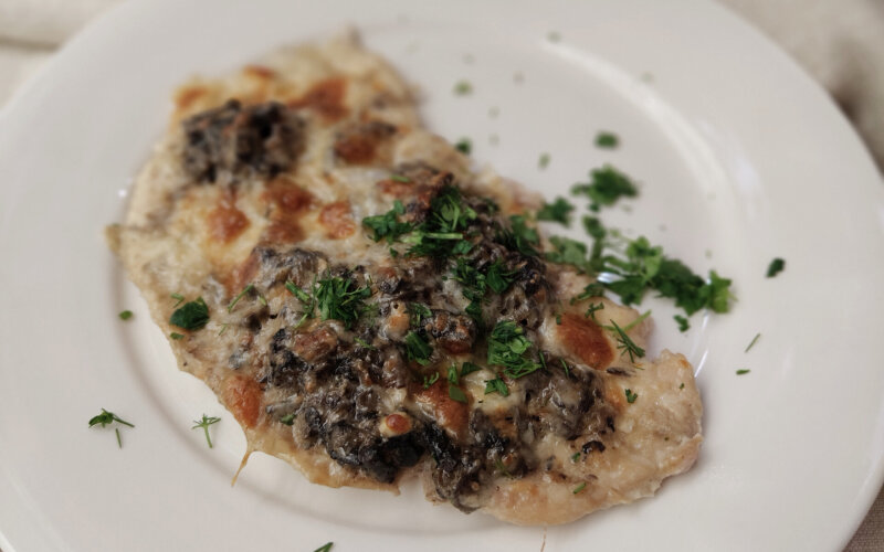 Куриная отбивная с жульеном