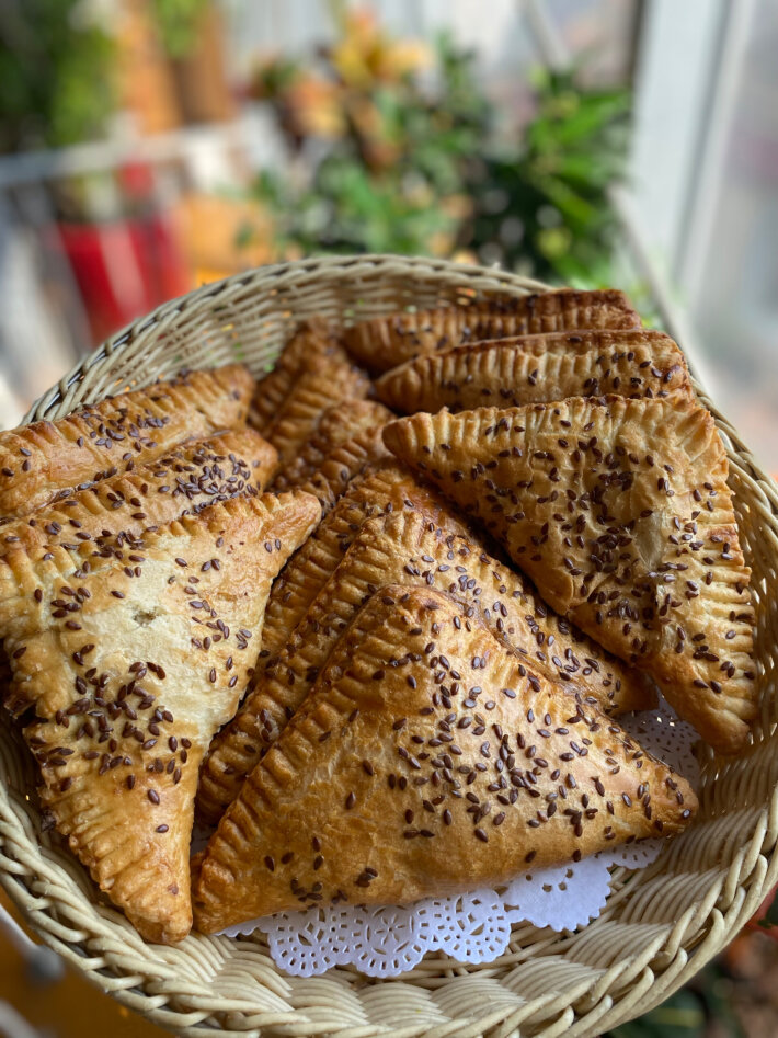 Слойка с грибами и сл. Сыром