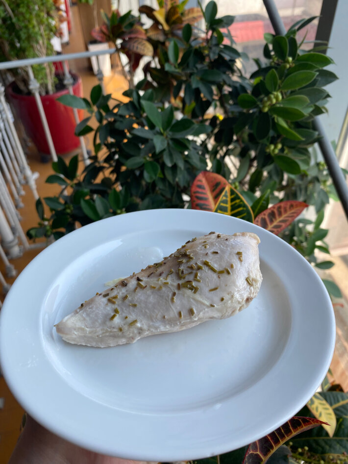 Куриная грудка с розмарином