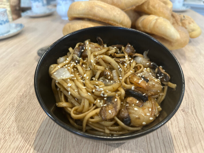 Лагман с морепродуктами