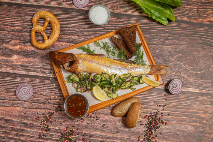 Судак горячего копчения