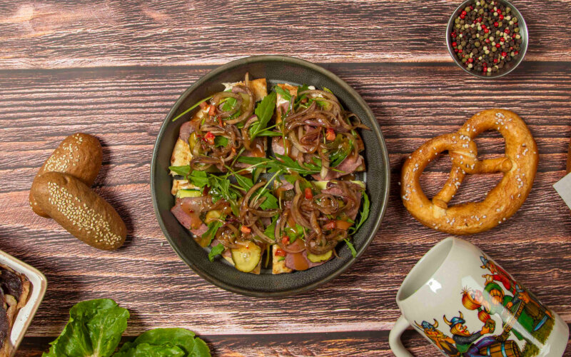 Греческая Пита с ростбифом