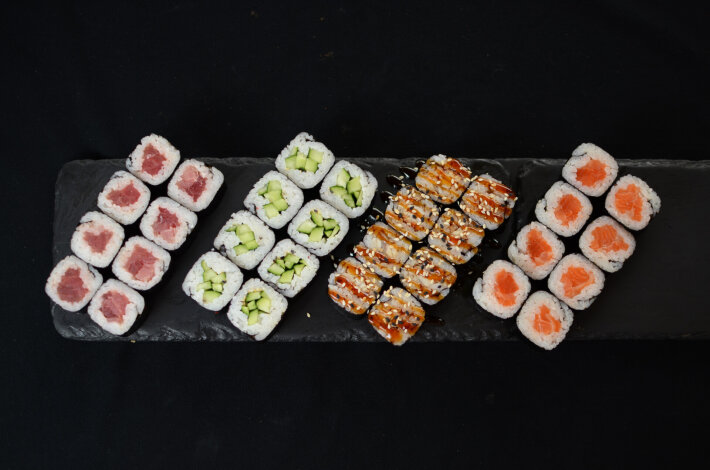 Норимаки с лососем