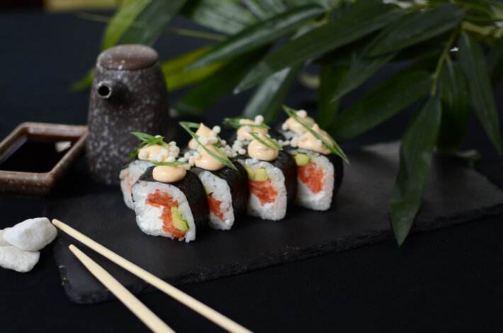 Нидзё с лососем