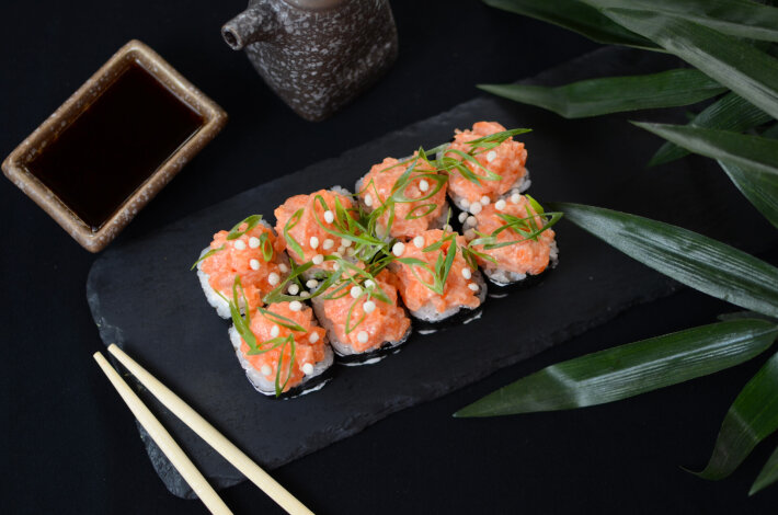 Хоккайдо с тартаром из лосося