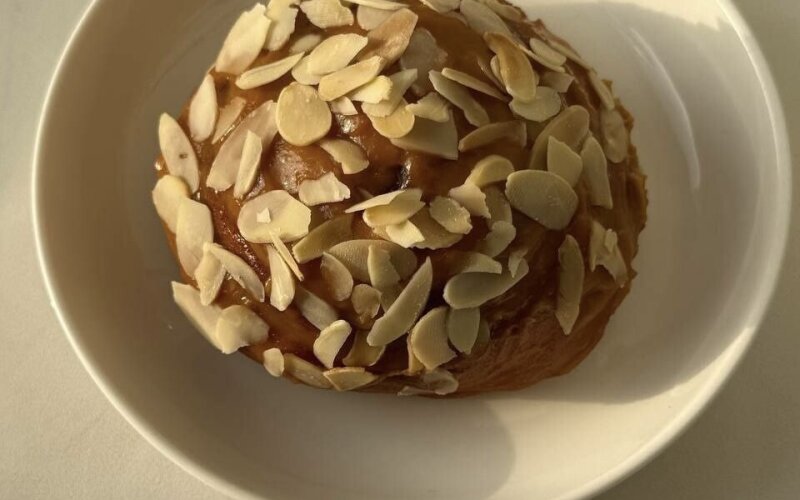 Синнабон с карамелью