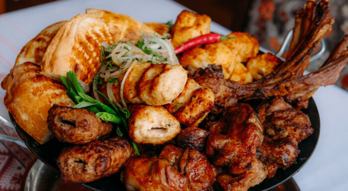 Дом русской кухни "Лапти"