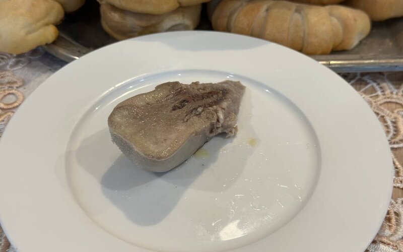 Язык отварной