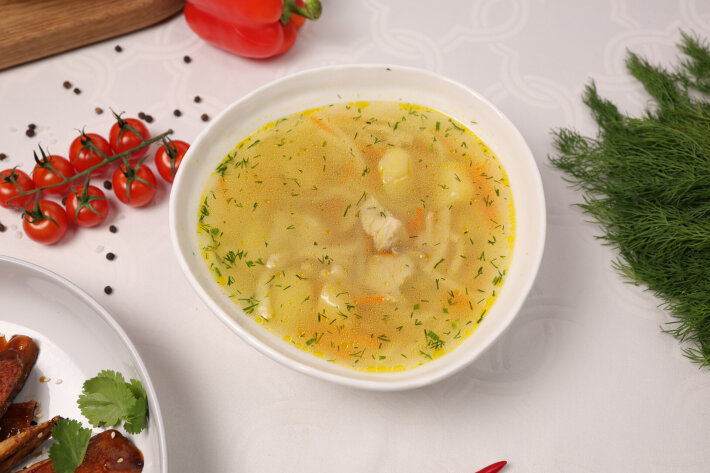Куриный суп с лапшой