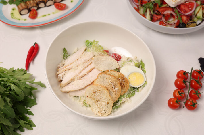 Цезарь с куриной грудкой