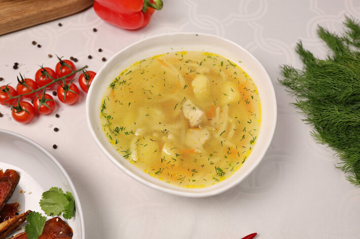 Куриный суп с лапшой