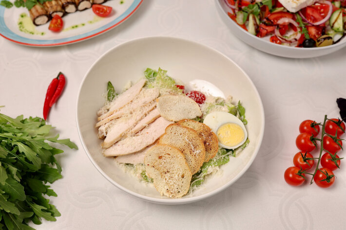 Цезарь с куриной грудкой