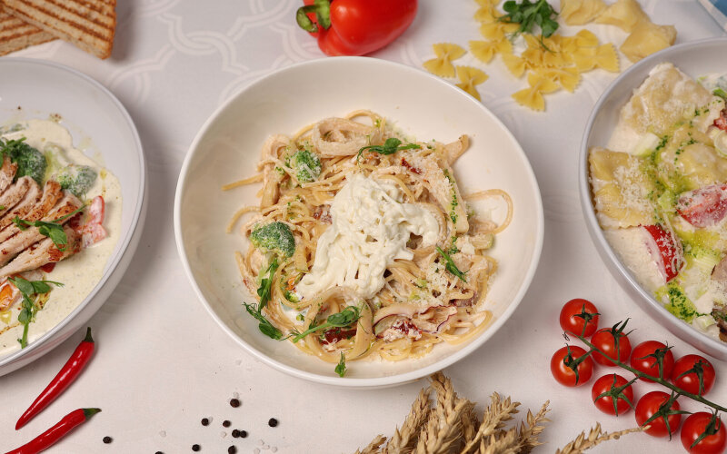 Паста с кальмаром и страчателлой