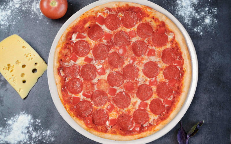 Пицца «Мега пепперони»