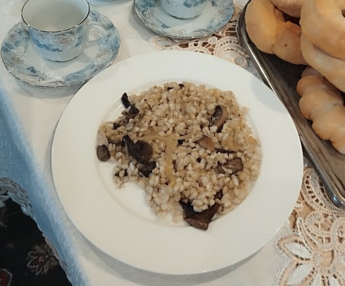 Перловка с грибами