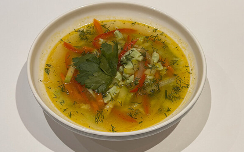 Овощной суп домашними клёцками