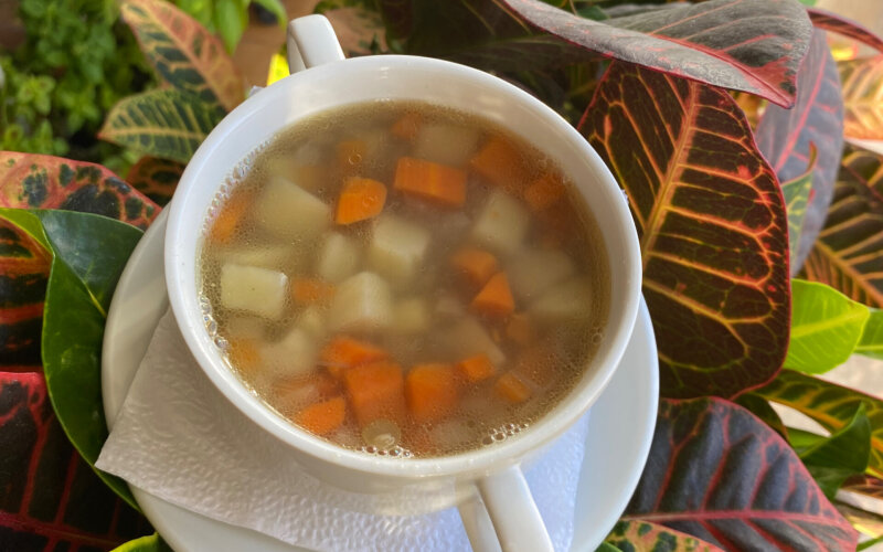 Суп с чечевицей