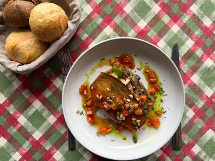 Гратен из баклажанов с грибами