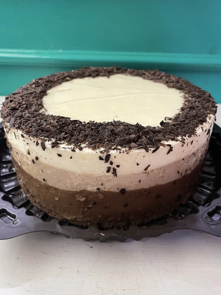 Три шоколада