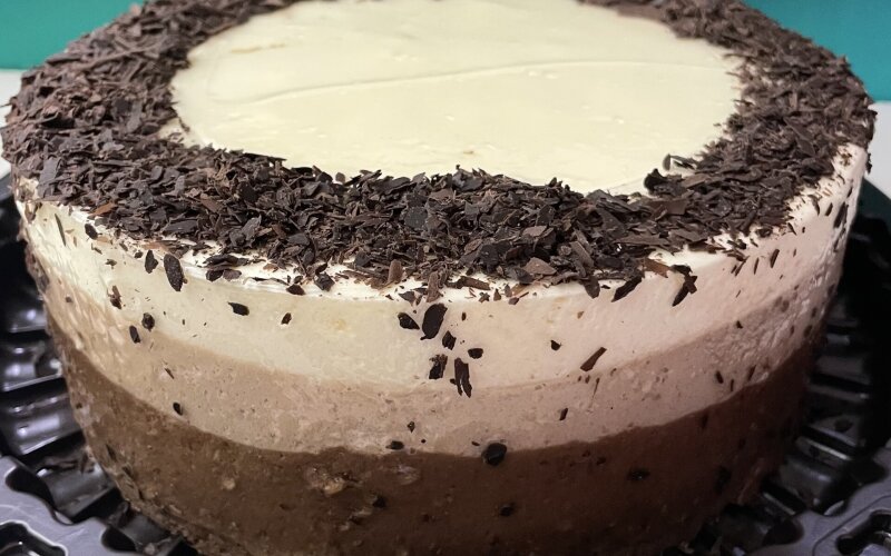 Три шоколада