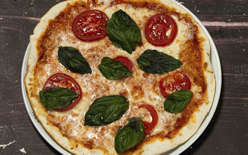 Пицца Маргарита Экономия 135р.