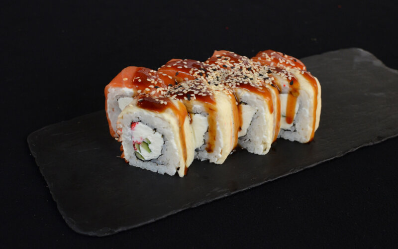 С лососем и угрем