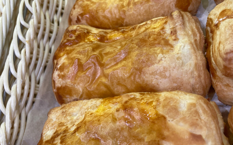 Слойка с сыром