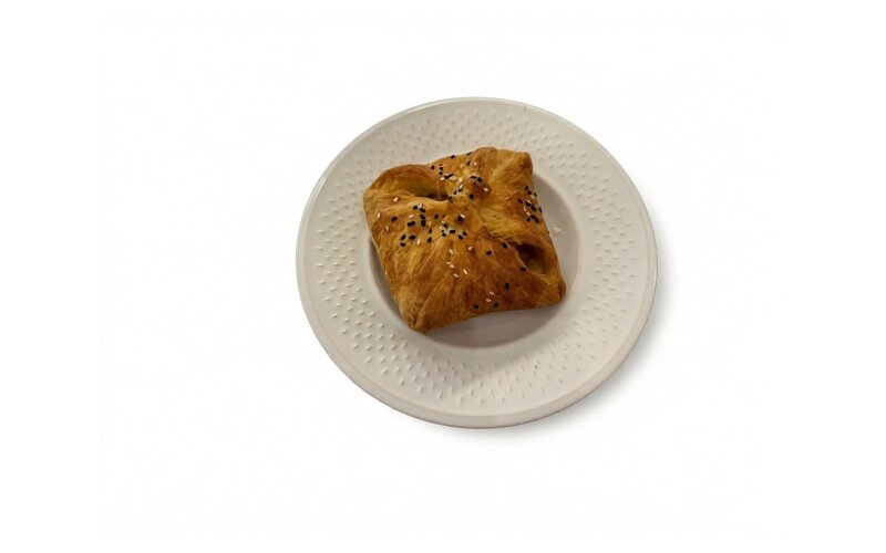 Слойка с курицей и картофелем