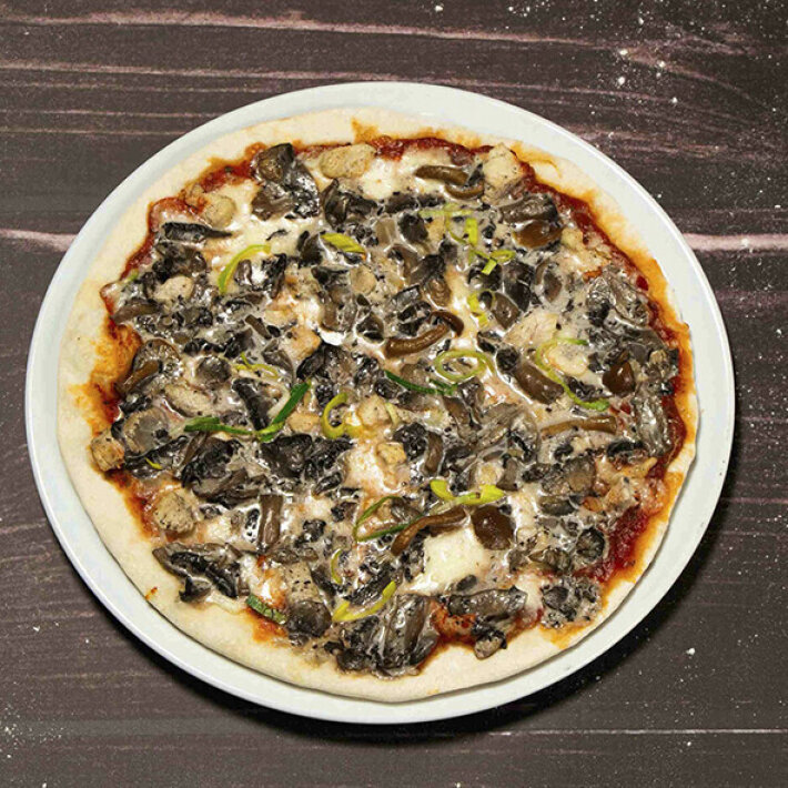 Пицца с куриной грудкой и грибами Экономия 189р.