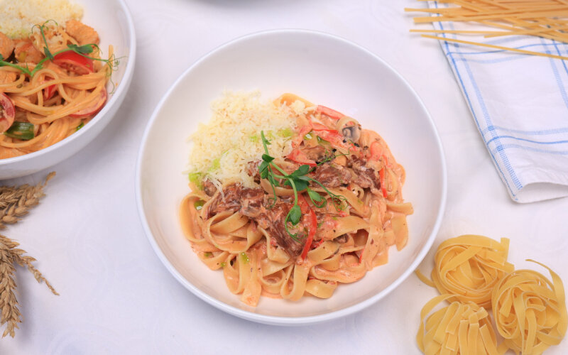 Паста с говядиной и грибами