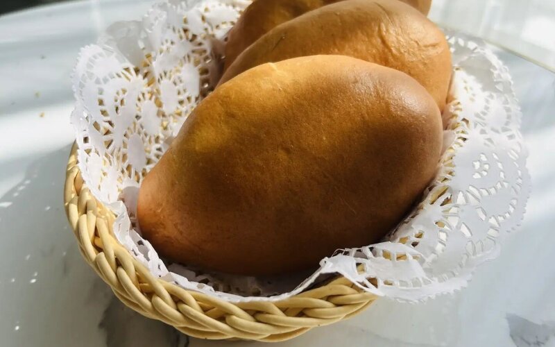 Пирожок с картофелем и зеленью