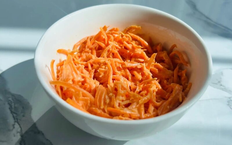 Морковный с чесноком